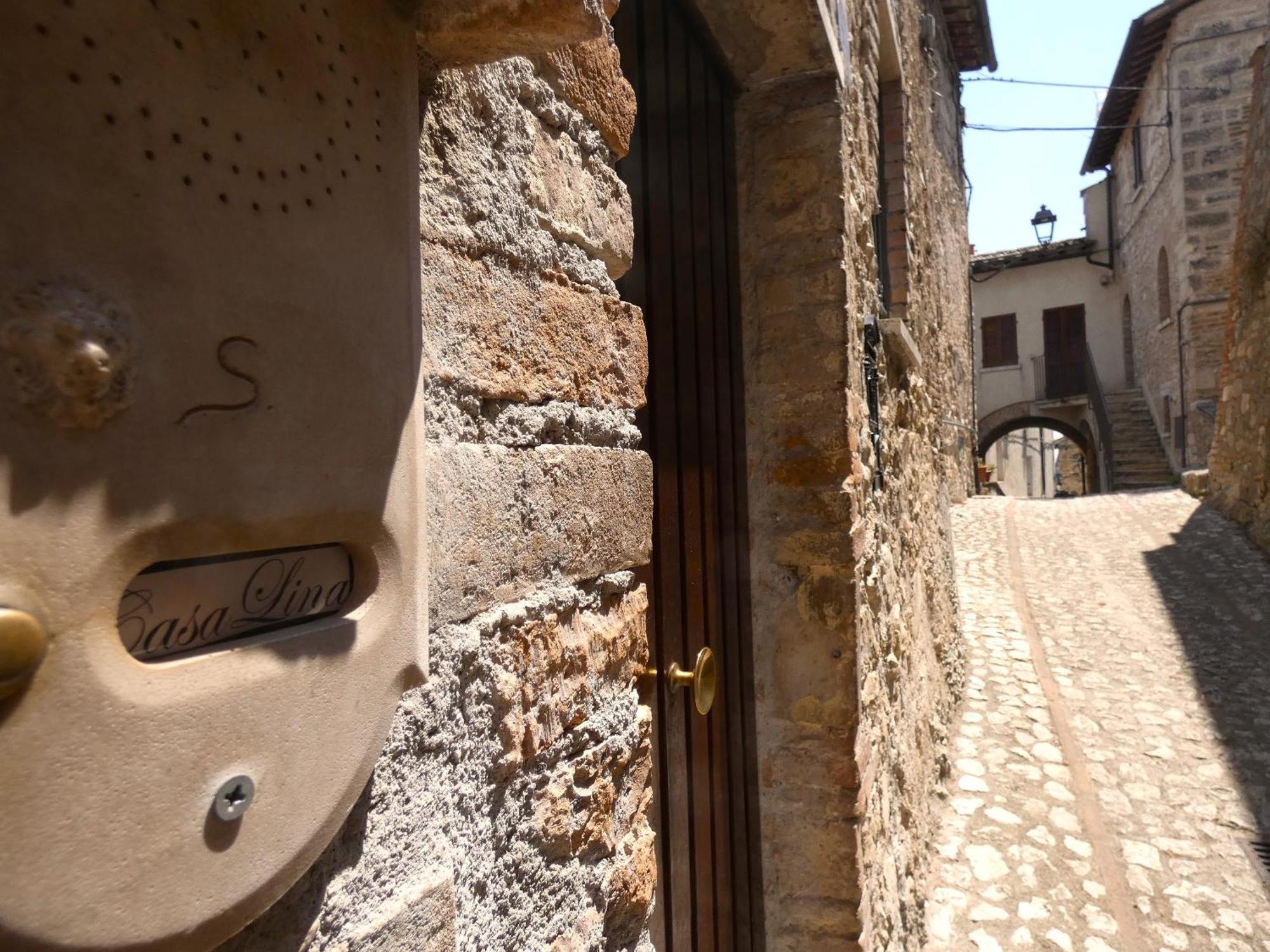 Scappo In Umbria, Casalina Villa Amelia Exterior photo